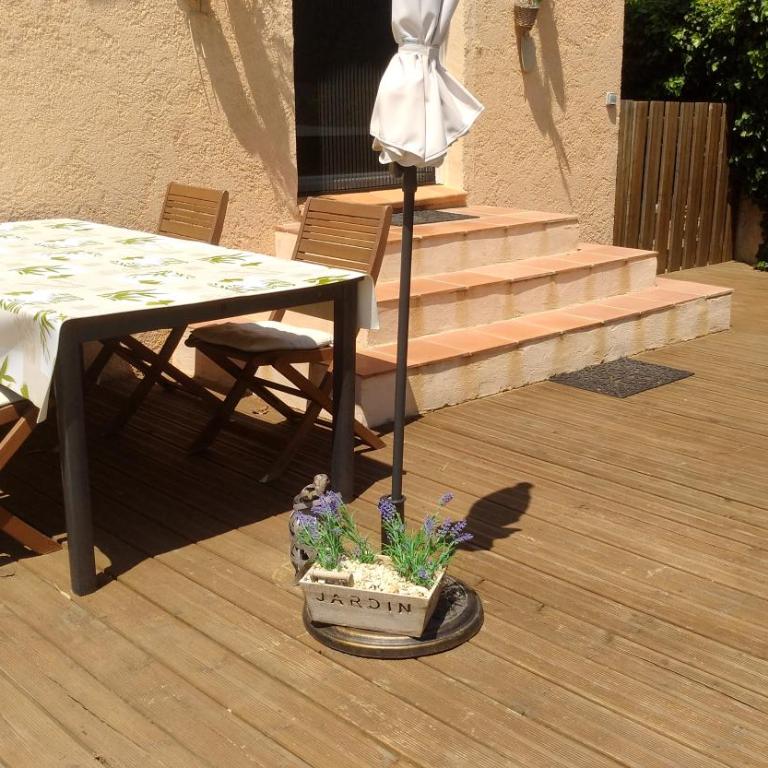 La Bastide Neuve des Oliviers - Two-Bedroom Apartment with View - 21