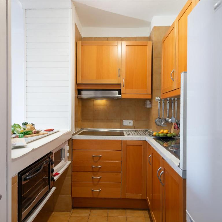 NEW Apartment Sol with Sea Views and Balcony by Bebreeze - Apartamento con balcón - 12