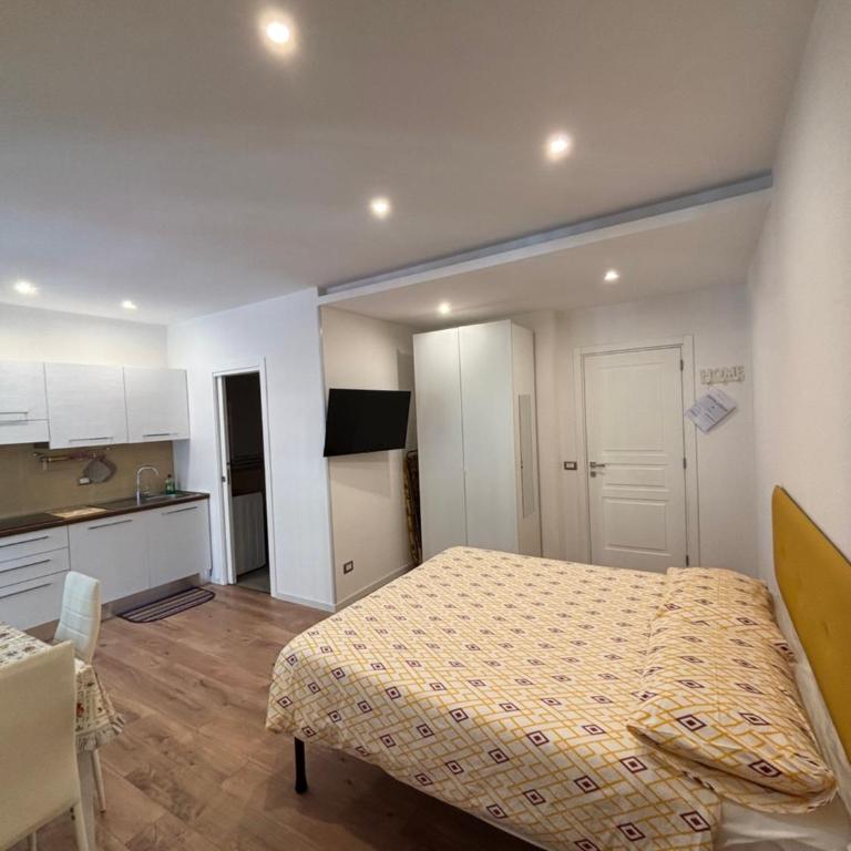 Little House Rione Alto - Monolocale con Balcone - 7