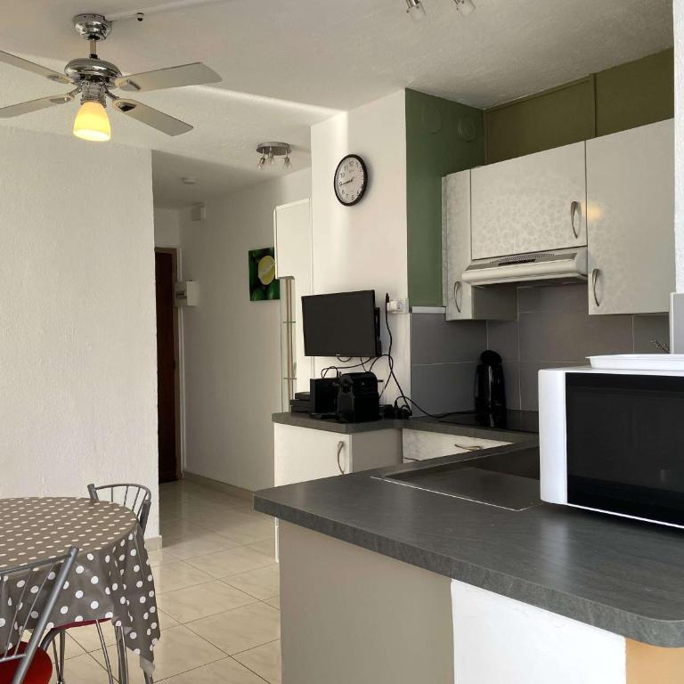 Appartement T2 Lumineux à Balaruc-les-Bains, Proche Thermes, Parking, Wifi, 2 Étoiles - FR-1-553-130 - Appartement (2 Adultes) - 2
