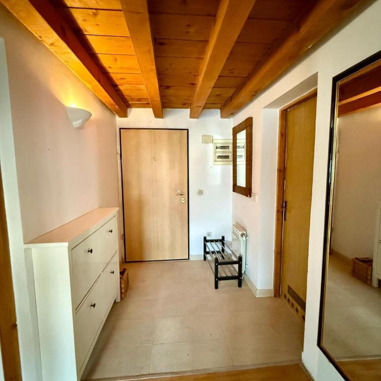 Sarajevo Apartment Gallery View - One-Bedroom Apartment - 5