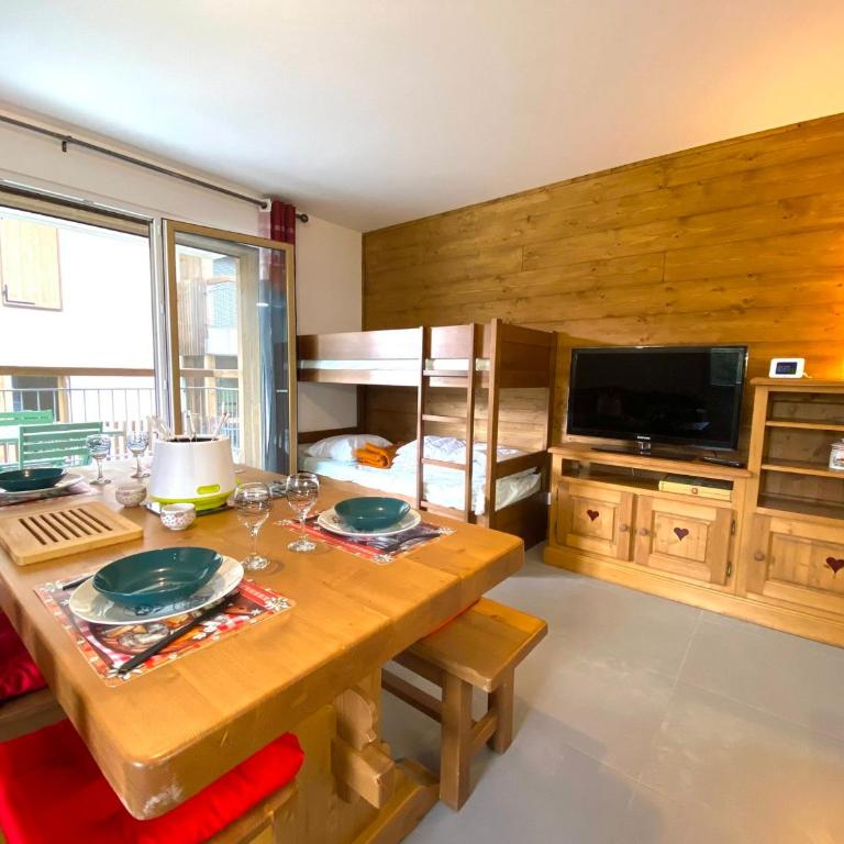 Appartement neuf avec balcon et navette pour le ski - FR-1-624-113 - Apartment - 15