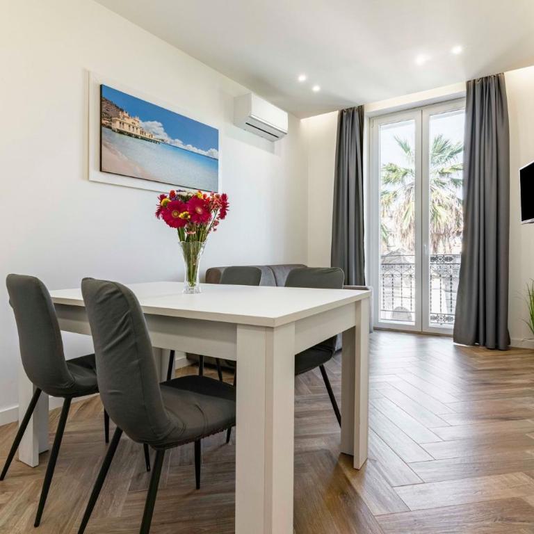 GuestHost - Hamuri Holiday House - Heart of Palermo - One-Bedroom Apartment with Balcony - 1