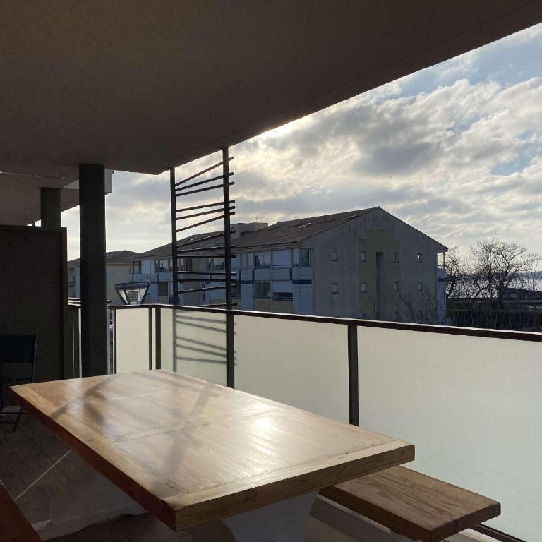 Appartement T3 moderne avec grande terrasse à Balaruc-les-Bains - FR-1-553-293 - Apartment - 5