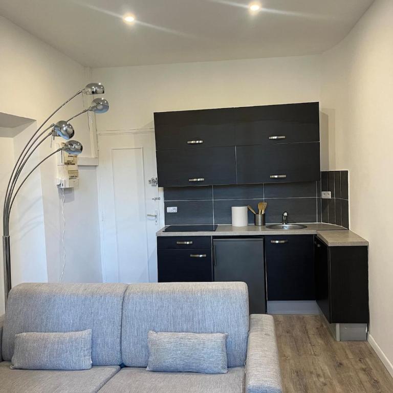 Charming studio in a good location - Appartement 1 Chambre - 1