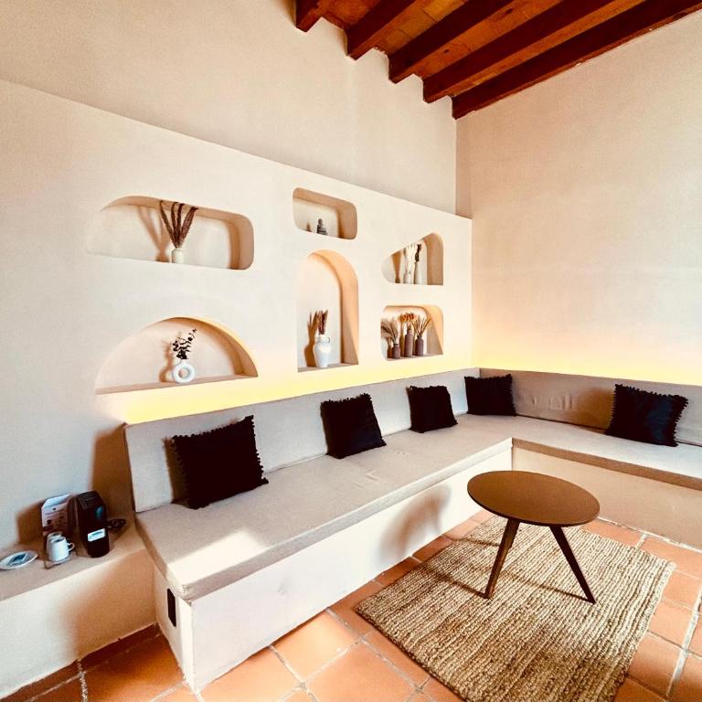 Enigmatic Boutique Hotel - Suite Deluxe - 7