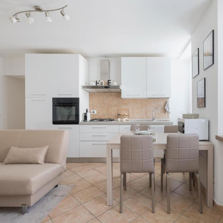 Aura-Elegant Residence in the Heart of Como - Appartamento Standard - 4
