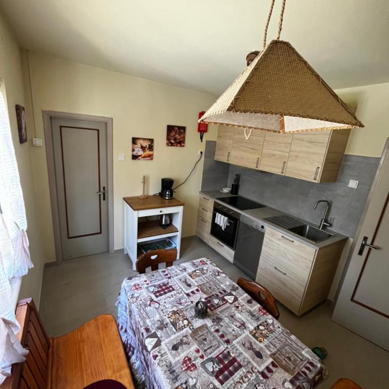 Casa Vacanze Natura - Three-Bedroom Apartment - 28