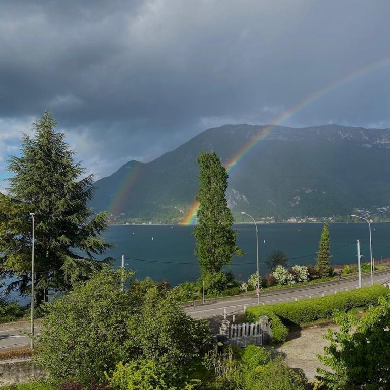 Le Cocon de Colmyr - Vue sur le lac - Parking privé - Appartamento con 2 Camere da Letto e Vista Lago - 22