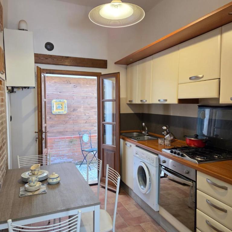 Appartamento Margarita Maris - 20mt dalla Spiaggia - Appartamento con 2 Camere da Letto e Vista Mare - 15