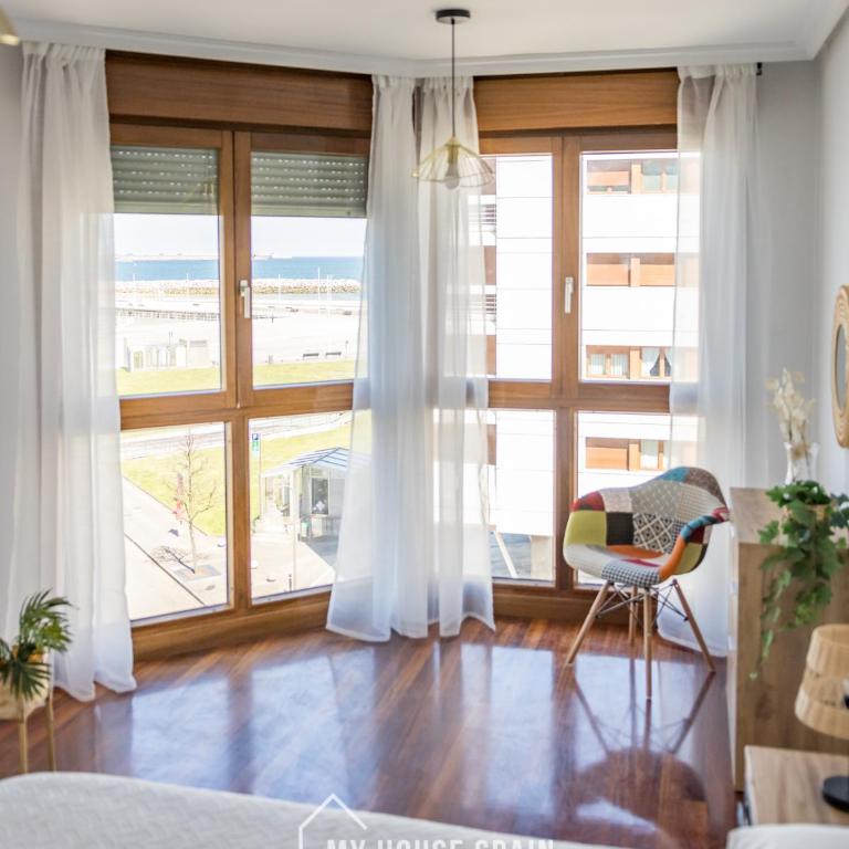 MyHouseSpain - Playa de poniente, con vistas al mar y parking gratuito - Apartamento con ducha - 15