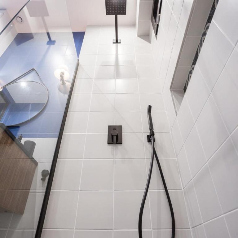 Le Café des Invalides - Appartement avec Douche - 11