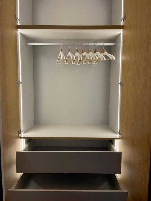 My Véranda - Marais - République- Luxury family suite avec climatisation - Appartement avec Douche - 18