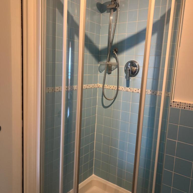 Studio vue mer proche monaco - Appartement 1 Chambre - 11