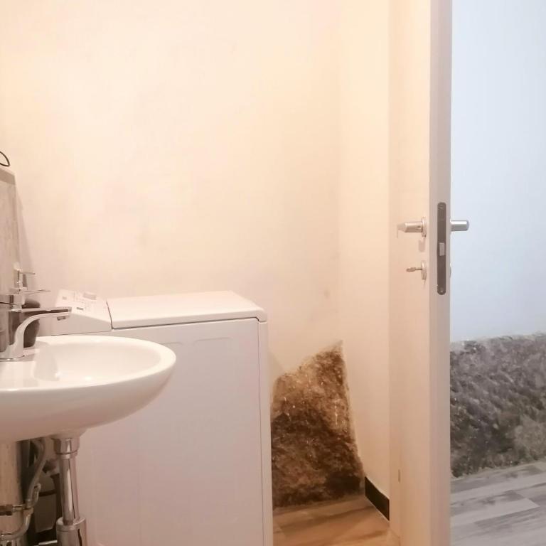 DUOMODUE con terrazza vista mare - Two-Bedroom House - 21