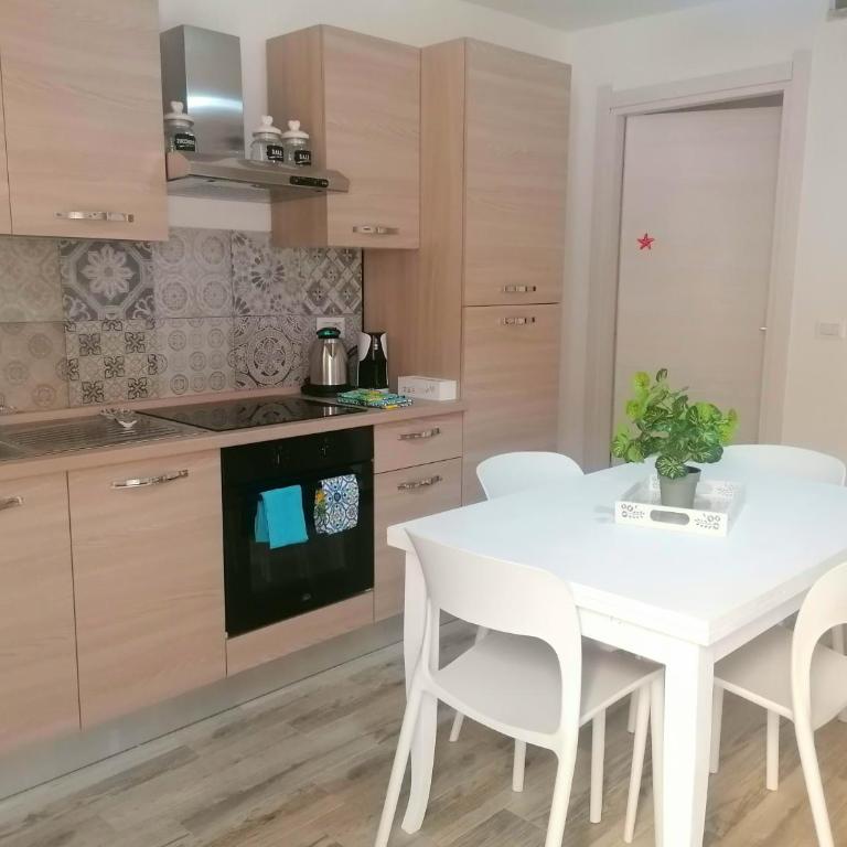 DUOMODUE con terrazza vista mare - Two-Bedroom House - 7