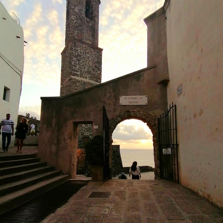 DUOMODUE con terrazza vista mare - Two-Bedroom House - 44