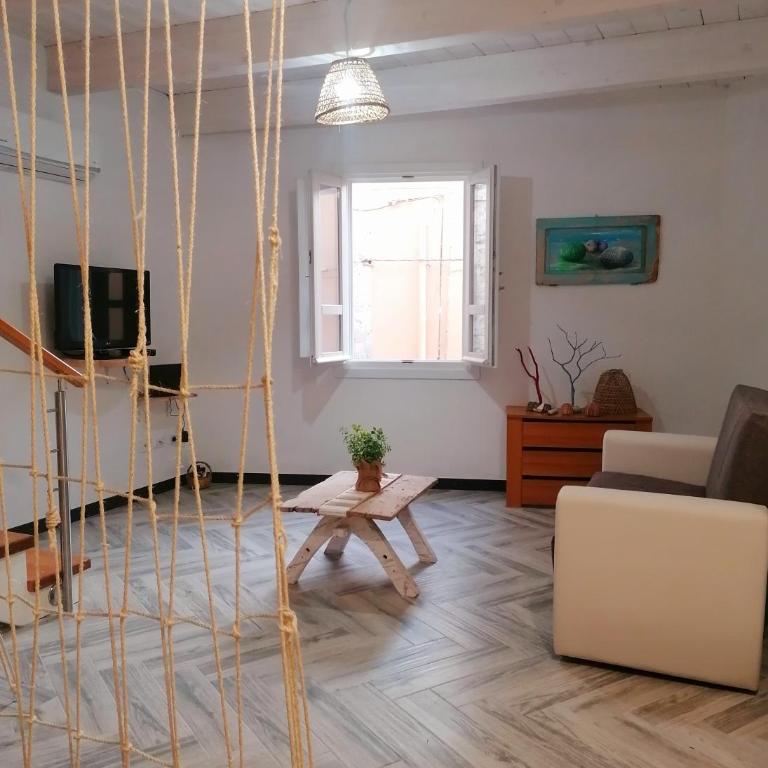 DUOMODUE con terrazza vista mare - Two-Bedroom House - 36