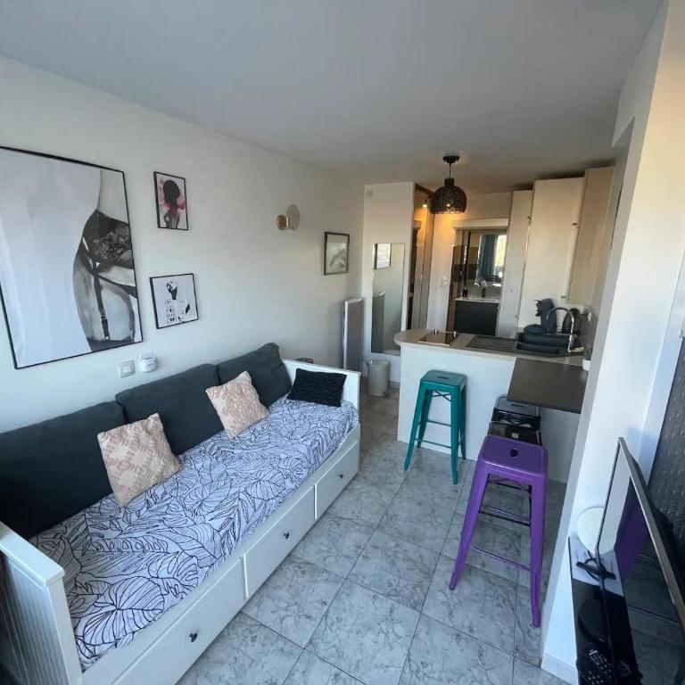 Studio 'Soleil et Liberté' - Village Naturiste - One-Bedroom Apartment - 1