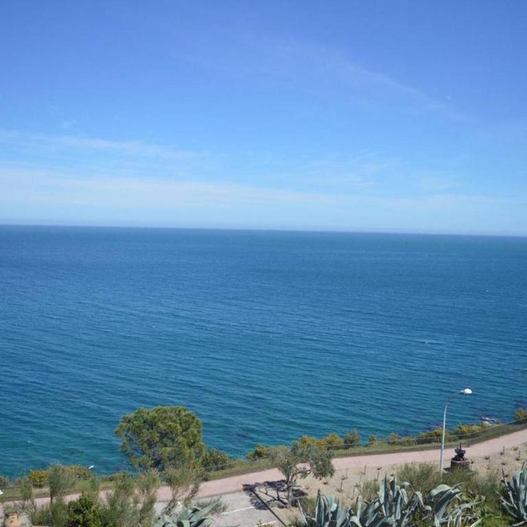 Appart 2 pièces 4 couchages BANYULS SUR MER BN070-015 - Appartement 1 Chambre - Vue sur Mer - 2