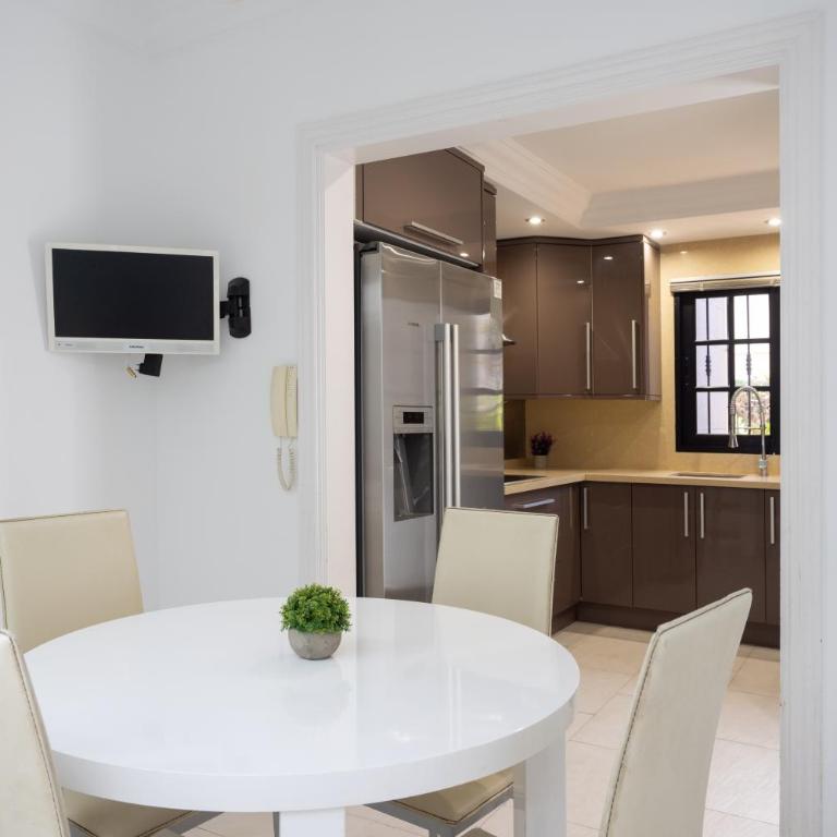 Exclusive Townhouse in Central Plaza del Duque Close to the Beach - Villa de 3 dormitorios - 8