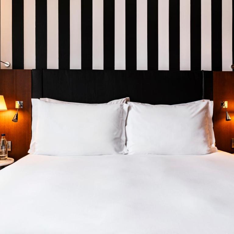 Grand Hôtel Champs-Elysées - Chambre Prestige - Balcon - Arc de Triomphe - 11