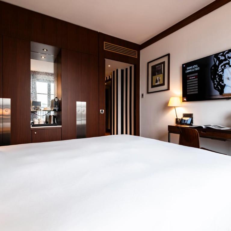 Grand Hôtel Champs-Elysées - Chambre Prestige - Balcon - Arc de Triomphe - 10