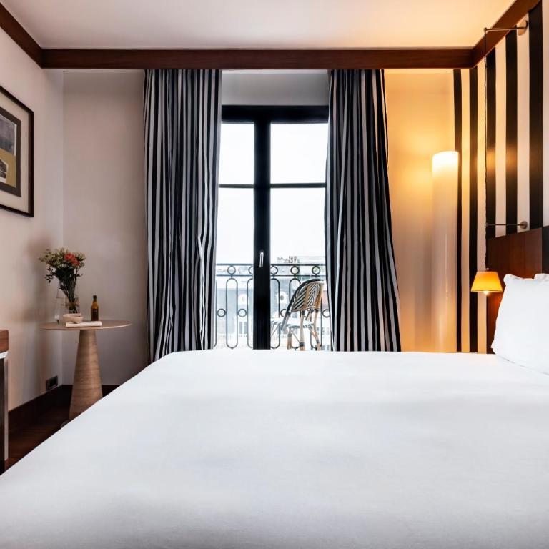 Grand Hôtel Champs-Elysées - Chambre Prestige - Balcon - Arc de Triomphe - 8