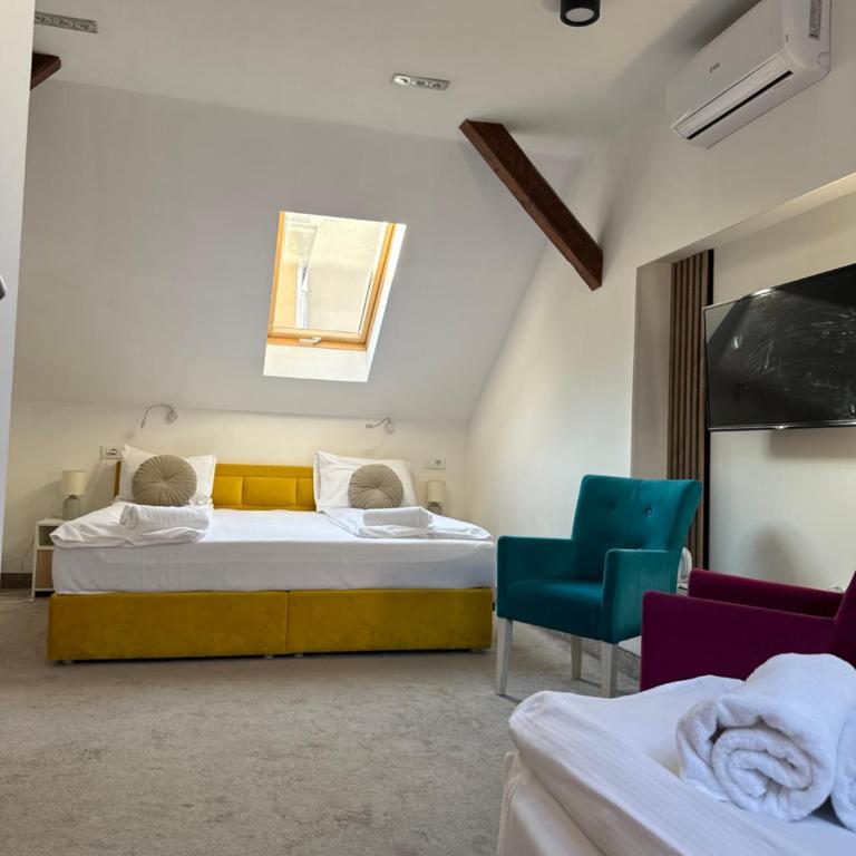 Deluxe Nortel Hotel - Deluks Queen Soba sa 2 Velika Bračna Kreveta (Queen) - 1