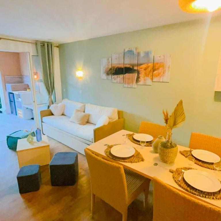 Cap Esterel/Cœur Village/RDJ - Apartment mit 2 Schlafzimmern - 23