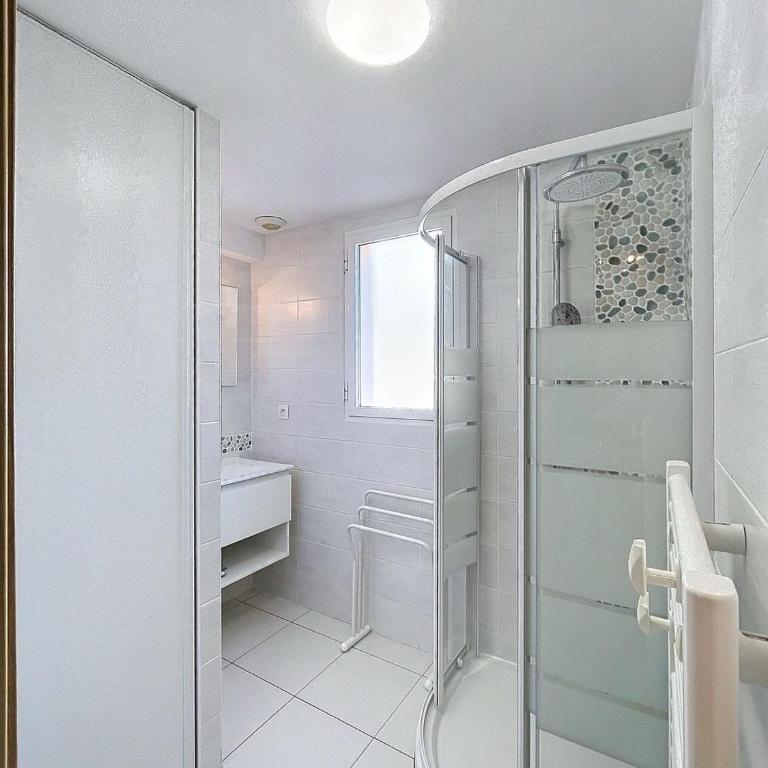 Bel appartement vue mer-montagne - Appartamento con 2 Camere da Letto - 11