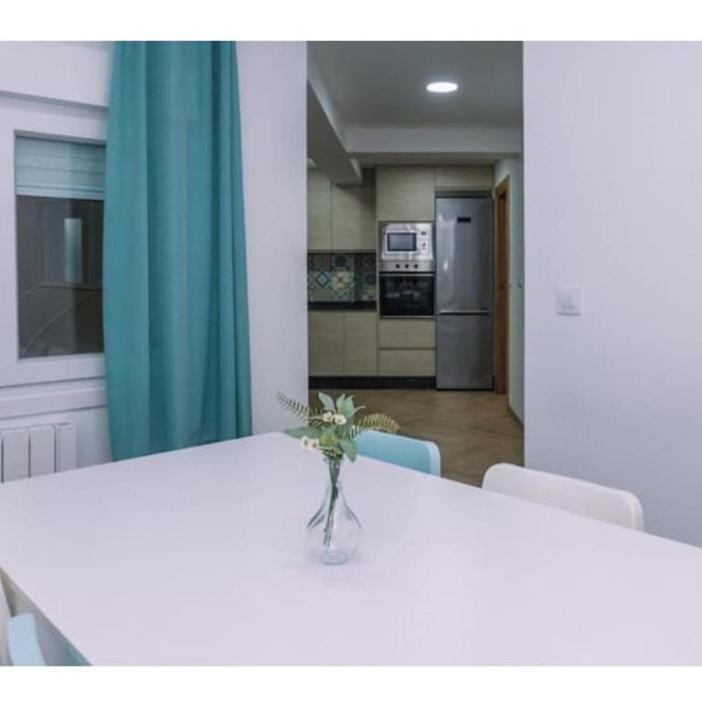 Piso centrico y tranquilo - Apartamento de 3 dormitorios - 25