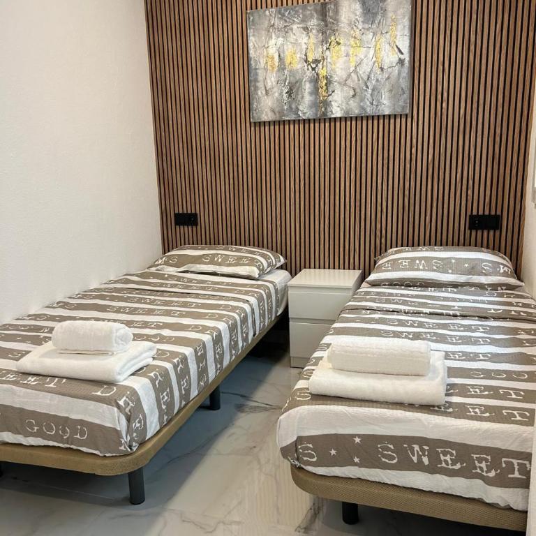 Nice apartment close to the beach with garage - Apartamento de 2 dormitorios - 21