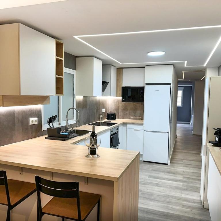 Moderno apartamento reformado con ascensor - Apartamento de 3 dormitorios - 1