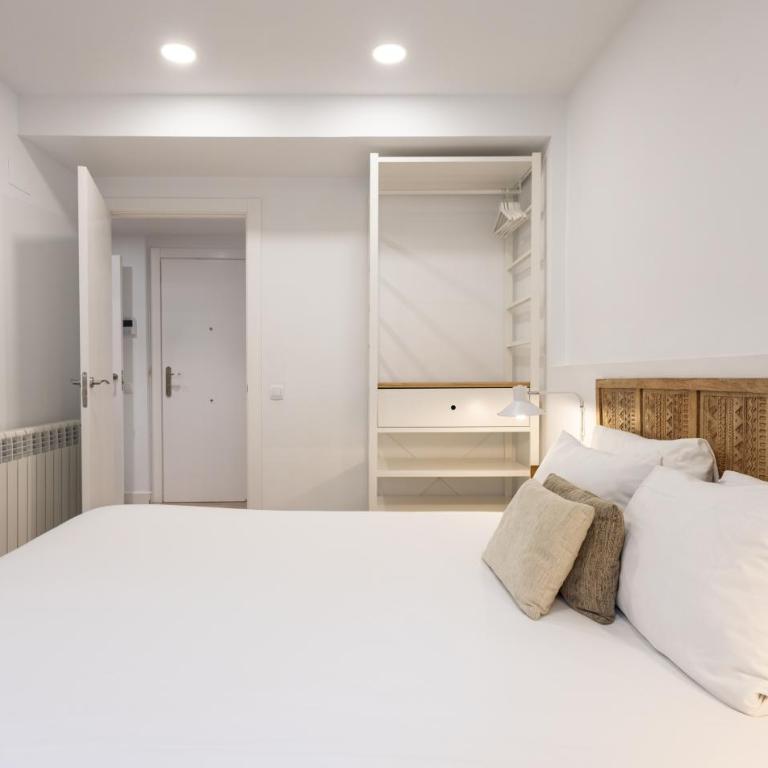 Stay U-nique Apartments Fabra i Puig - Two-Bedroom Apartment - 73