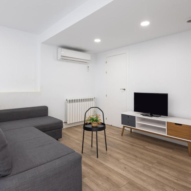 Stay U-nique Apartments Fabra i Puig - Two-Bedroom Apartment - 68