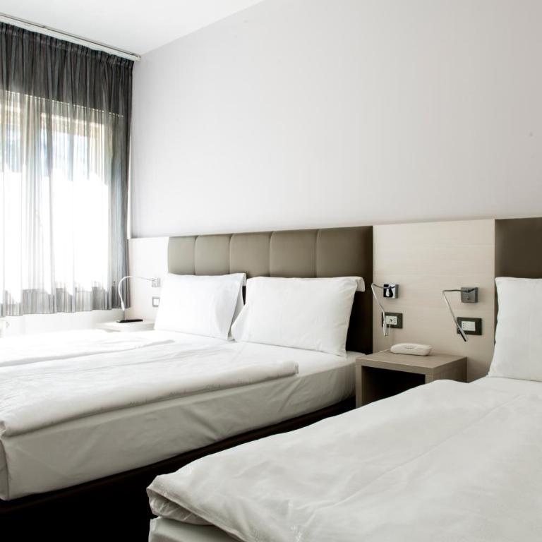 Hotel Ariston - Camera Tripla - 17