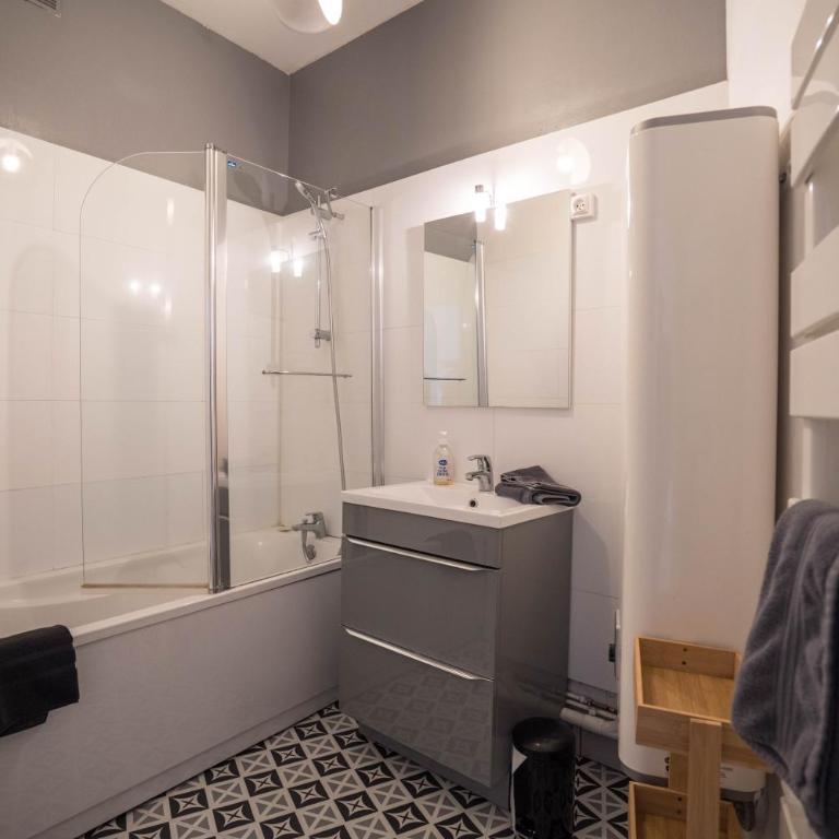 charming city center flat - Superior Apartment - 16