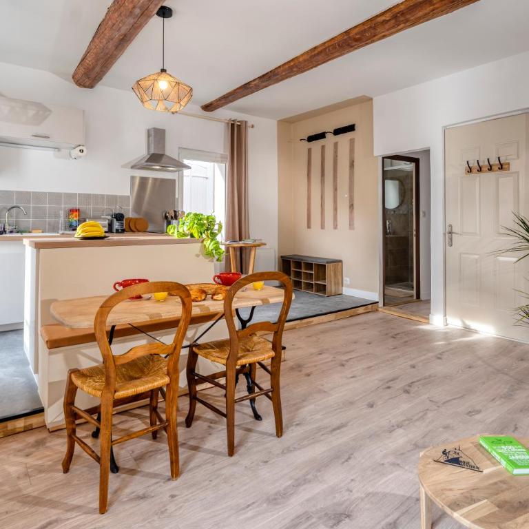 Charmant Appartement au Cœur du Village de Bedoin - Appartement 2 Chambres - 2