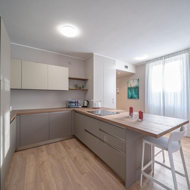 Appartamento Baia di Piona - Appartamento con 3 Camere da Letto e con Balcone - 53