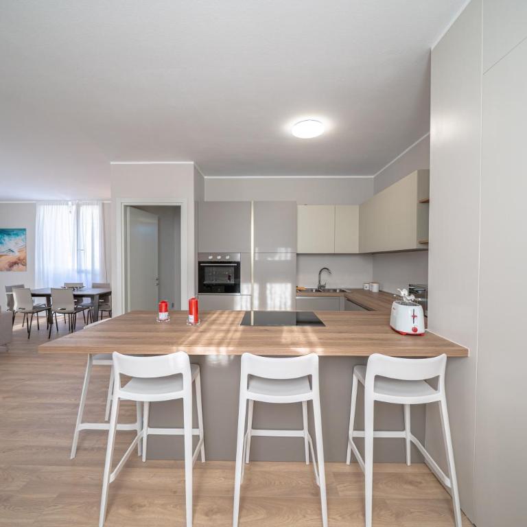 Appartamento Baia di Piona - Appartamento con 3 Camere da Letto e con Balcone - 84