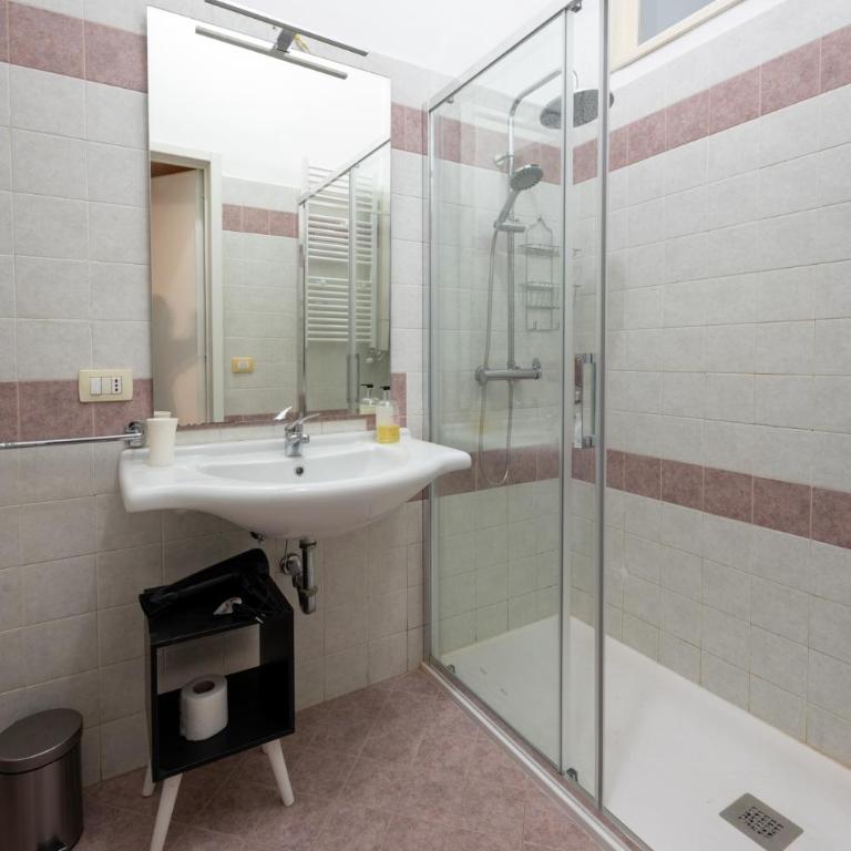 Lecce Eco Suites - Camera Matrimoniale con Bagno Privato - 8