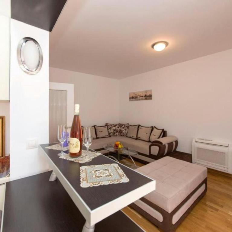 Sea Point apartment Korda - Apartman sa 2 Spavaće Sobe i Terasom - 11