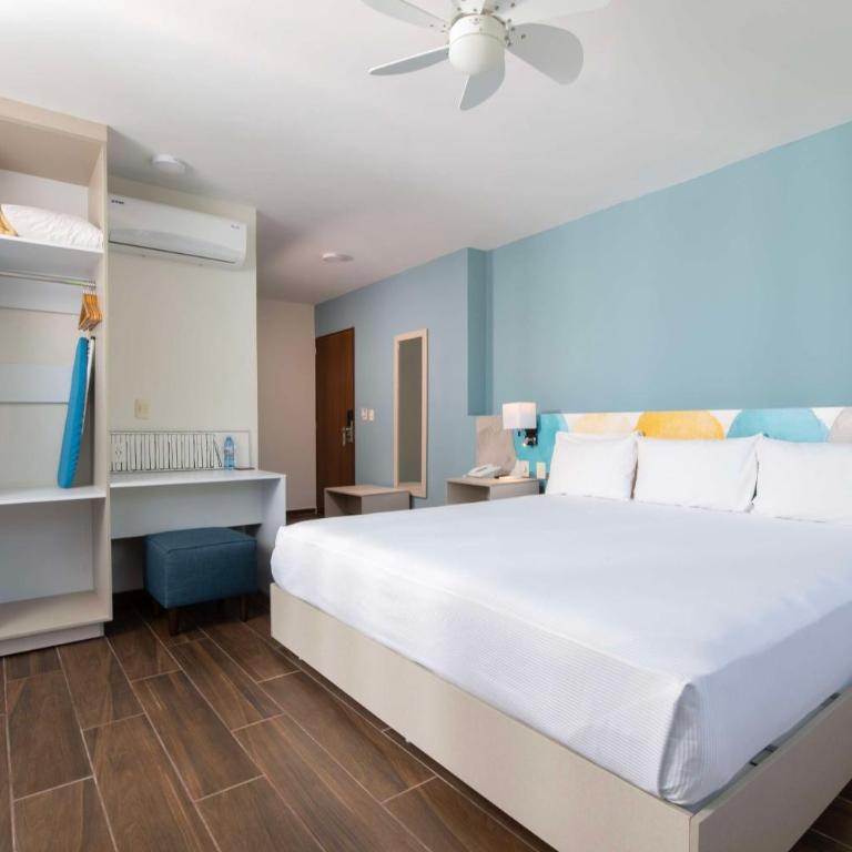 Vista Express Guadalajara Expo SureStay Collection by BW - Suite con cama extragrande, sofá cama y zona de cocina - para no fumadores - 4