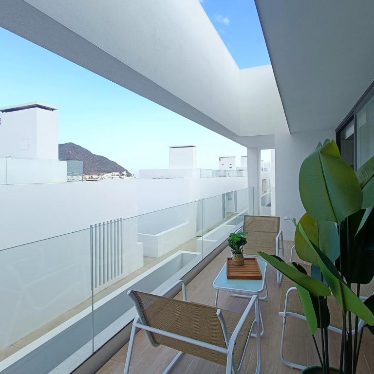 San José Suites 3 Hab, Piscina, solárium y WiFi - Three-Bedroom Vacation Home - 7