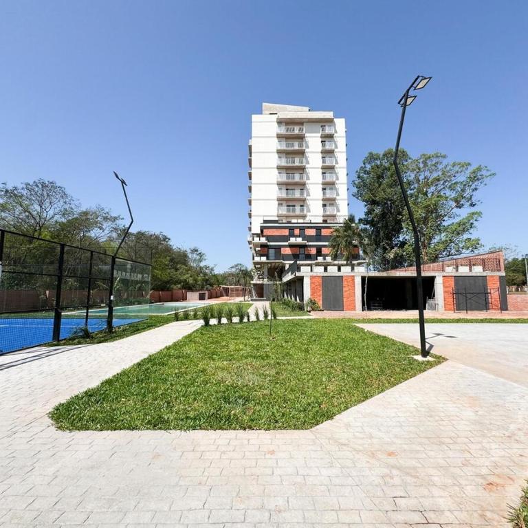 Departamento amoblado en Luque - Apartamento de 1 dormitorio - 19