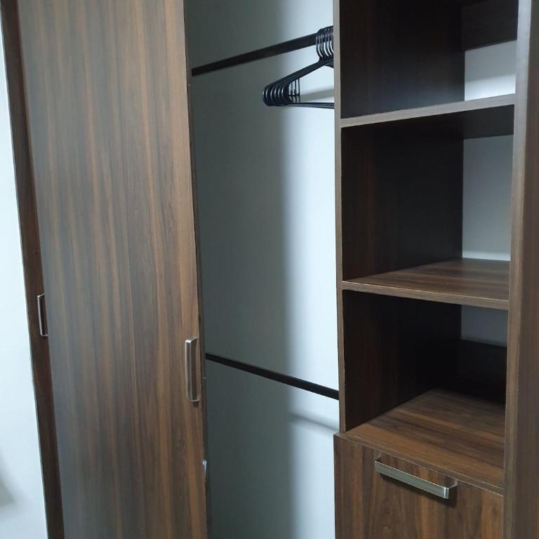 Céntrico, con alberca y estacionamiento - Apartamento de 2 dormitorios - 12