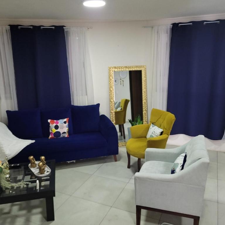 Céntrico, con alberca y estacionamiento - Apartamento de 2 dormitorios - 18