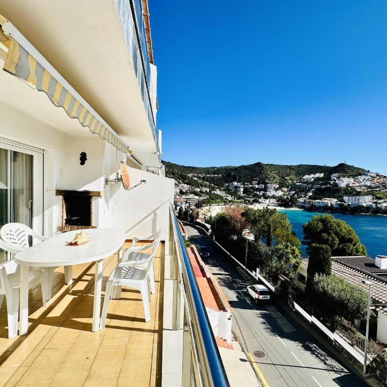 Apartamento Terraza para 2 en Roses - ES-258-145 - Apartment - 3