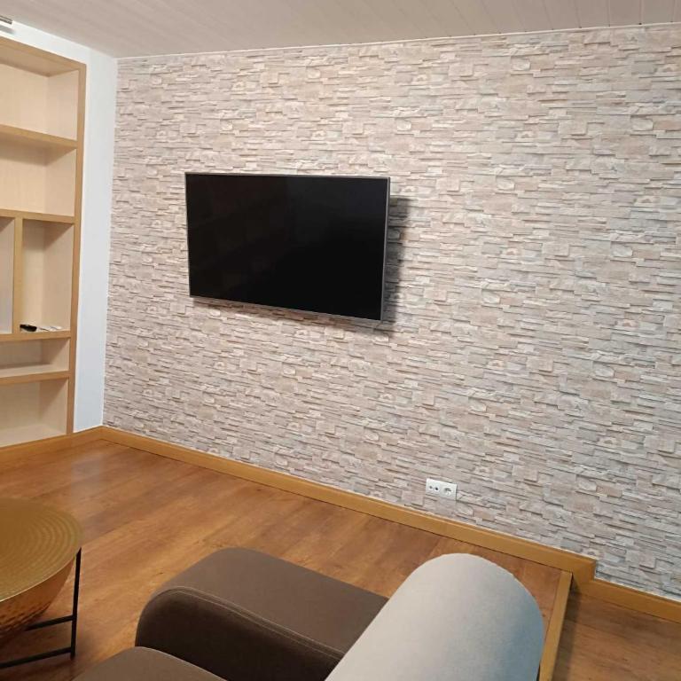 Precioso atico con bonitas vistas a la Peña Oroel - Appartement - 23